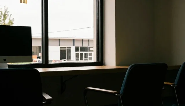 企业应用开发中定制服务的常见问题与解决方案